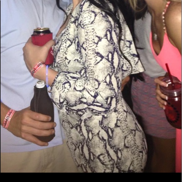 Snake print romper - Picture 4 of 6